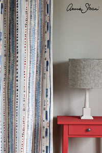 emperor_s-silk-side-table_-piano-in-old-violet-curtain_-linen-union-in-graphite-_-old-white-lampshade_-72dpi-image-3