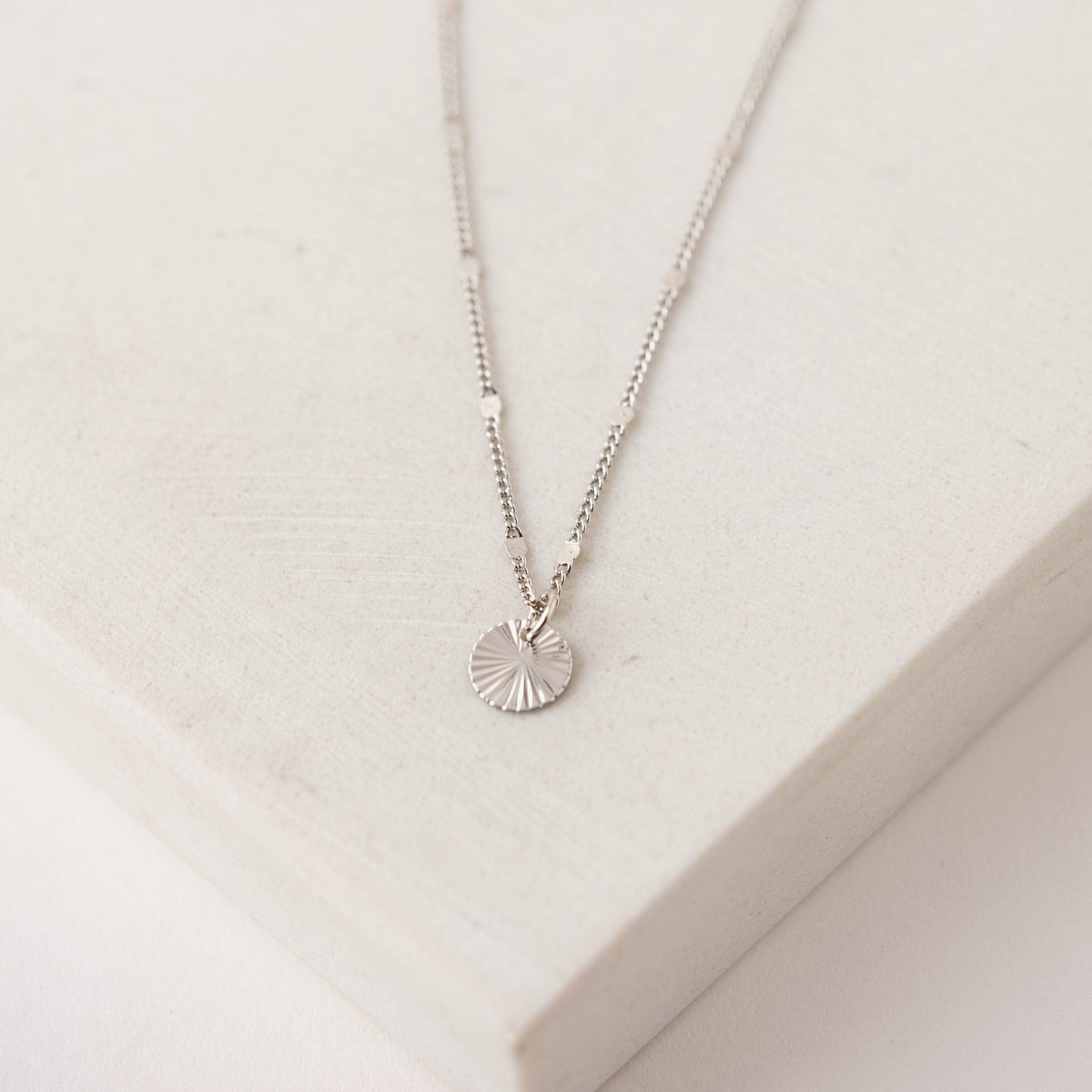 Everly Circle Necklace