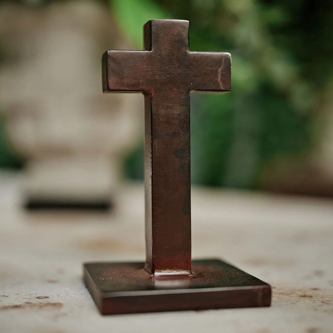 Jan Barboglio Eterno Cross