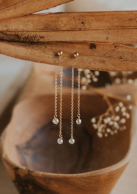 FAIRE EXCLUSIVE: Pearl Fringe Backdrop