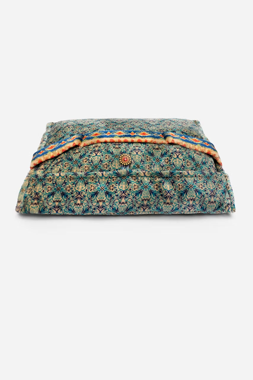 JW Margery Travel Blanket