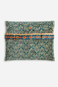 JW Margery Travel Blanket