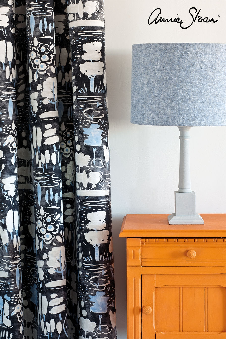 barcelona-orange-side-table_-dulcet-in-graphite-curtain_-linen-union-in-old-violet-_-old-white-lampshade_-72dpi-image-3