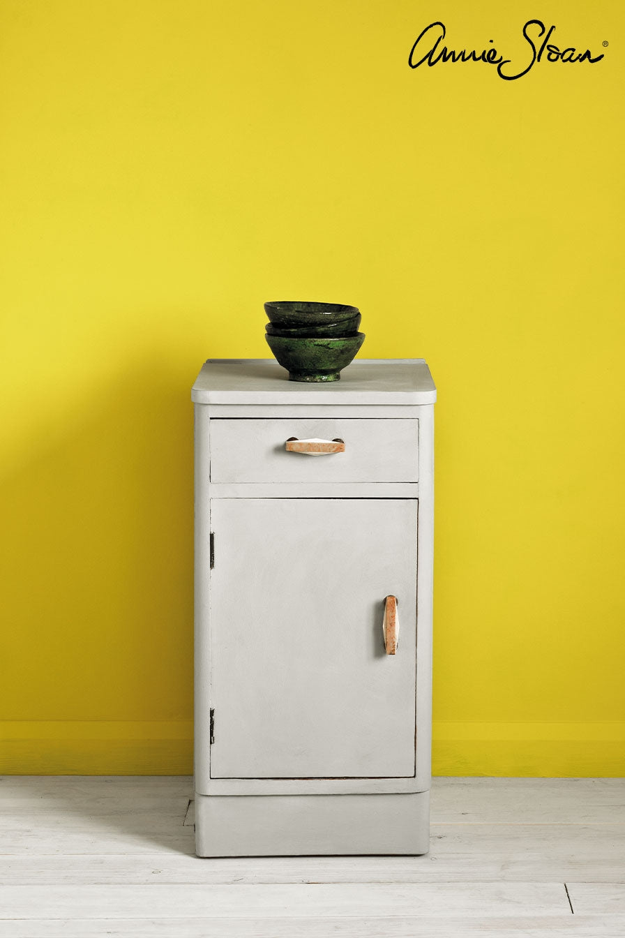 paris-grey-side-table_-dulcet-in-old-white_-wall-paint-in-english-yellow_-72dpi-image-1